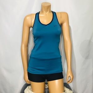 💝 2/$30 Nike Active Tank Top